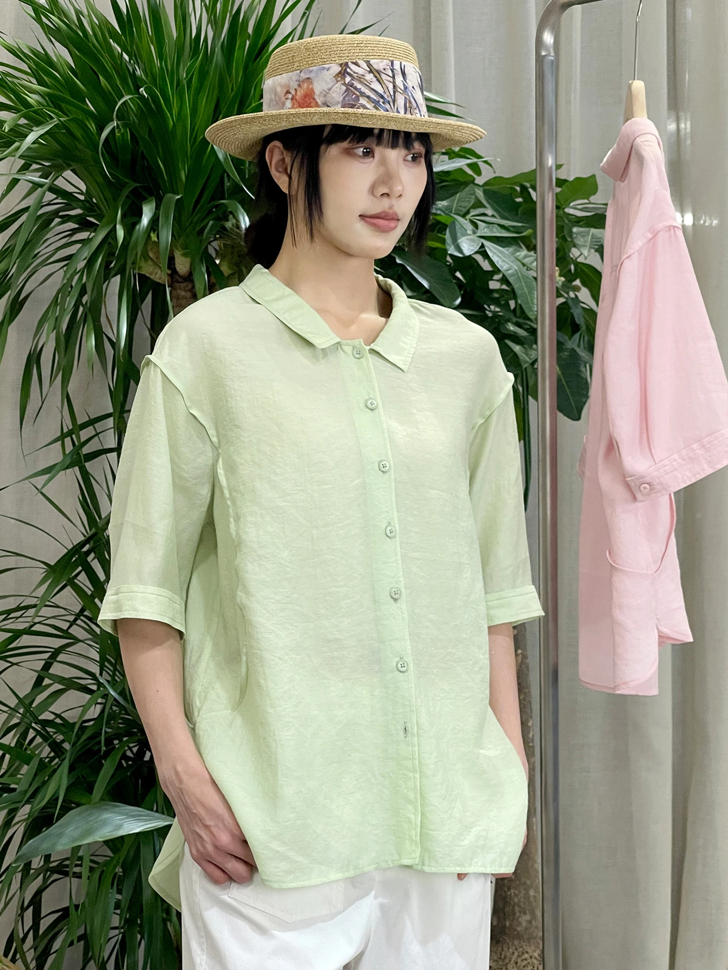 

Повседневная свободная женская рубашка с коротким рукавом, летняя новинка, с пуговицами, дышащая, удобная, для работы и отдыха, модный топ