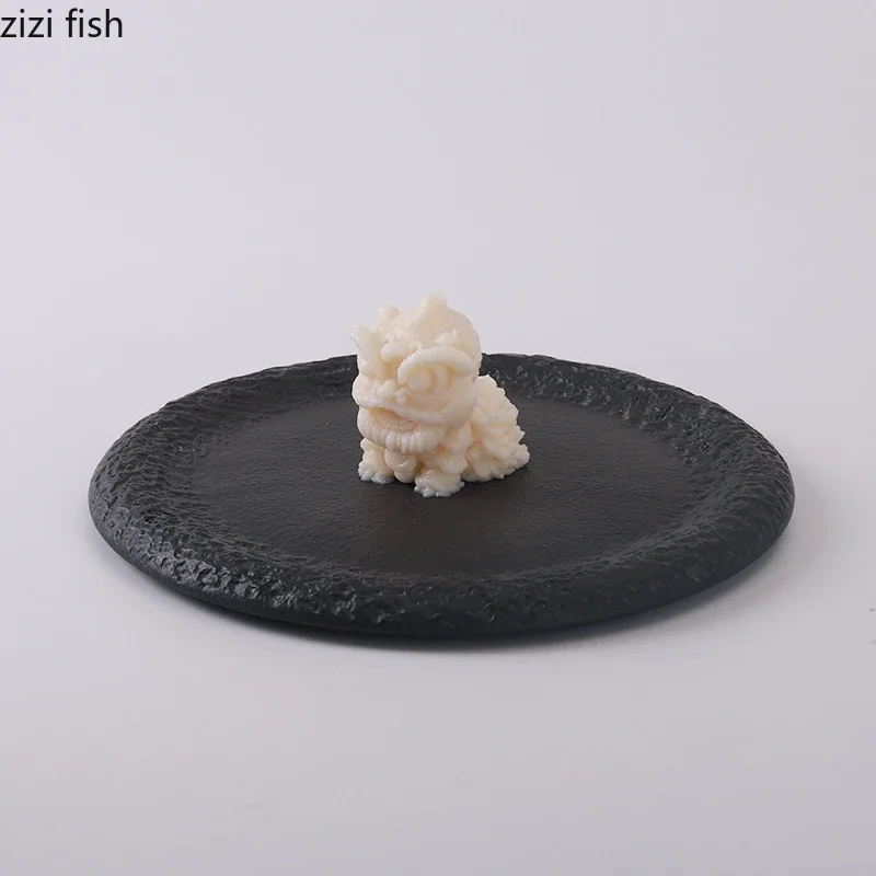 

Black Ceramic Plate Round Steak Plate Dessert Cake Plate Sushi Plates Pasta Dish Serving Plates Molecular Cuisine Tableware