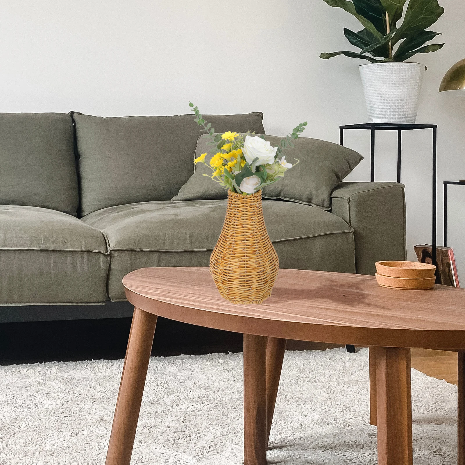 

Retro Flower Vase Premium Plastic Woven Design Tall Fake Rattan Plant Holder For Home Office Indoor Decoration Decorative