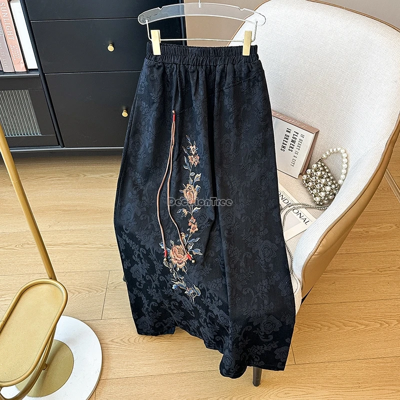 

2025 new autumn winter chinese national style half-length dress linen and satin ethnic style embroidery elastic waist half skirt