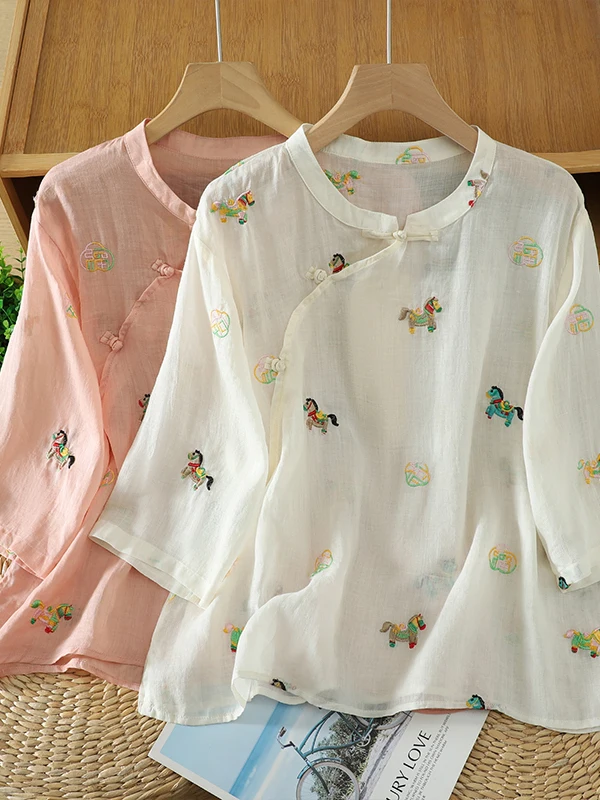 

Корейская и японская женская рубашка свободного кроя с вышивкой, повседневный стиль, с боковыми пуговицами, дышащий летний топ