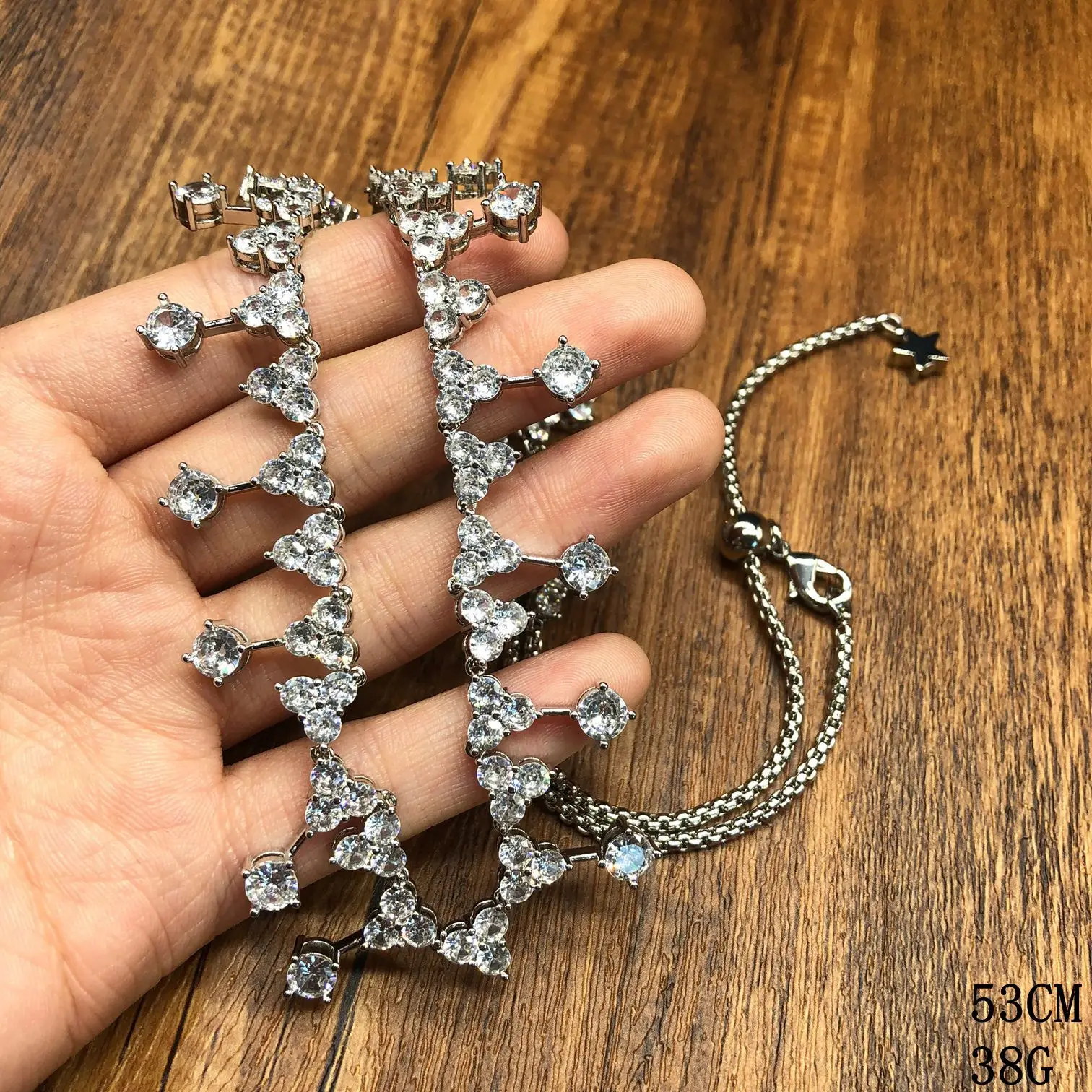 collar-con-borlas-de-diseno-pendientes-de-metal-elegantes-aretes-manuales-a-la-moda