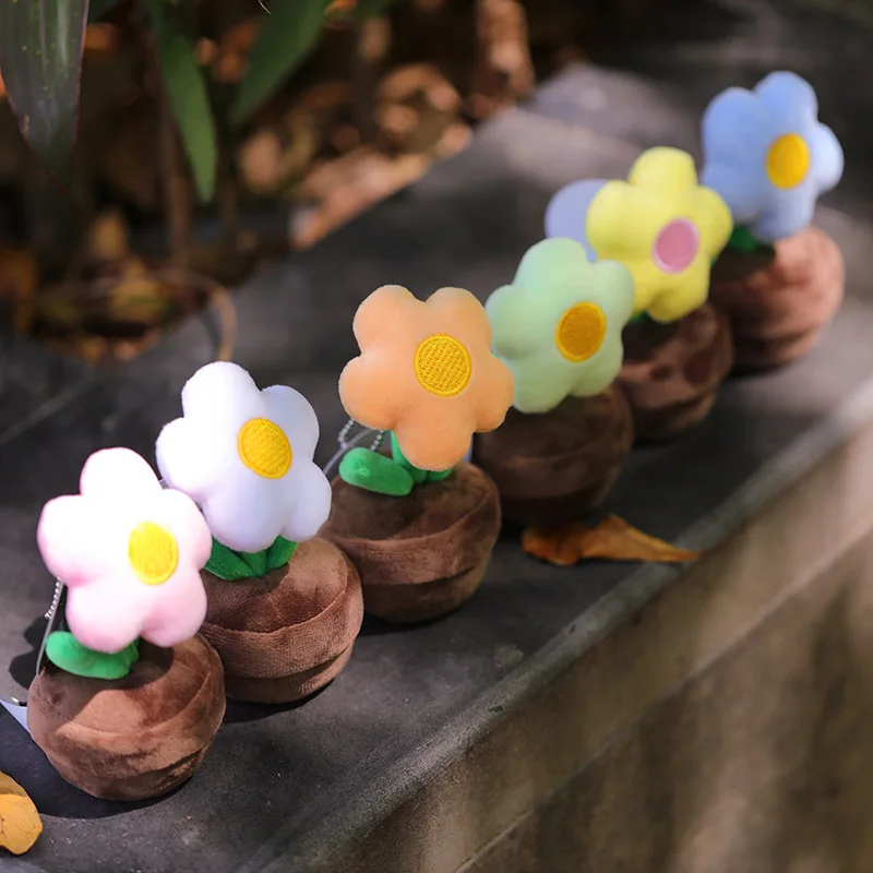 Giocattoli di peluche di fiori realistici Divertenti portachiavi morbidi con piante creative Bouquet di fiori in vaso per regalo di compleanno per bambini