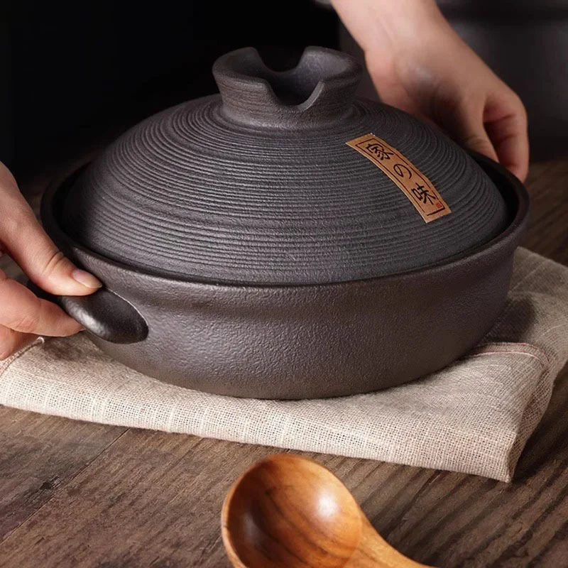 Household ceramic casserole, soup pot, heat-resistant dry burning without cracking