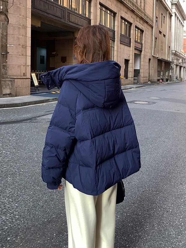 เสื้อโค้ทขนเป็ดผู้หญิงแบบมีฮู้ด สีลายสก็อต อุ่นสบาย ทรงหลวม สไตล์ลำลอง ผลิตจากเส้นใยโพลีเอสเตอร์ พร้อมซิป