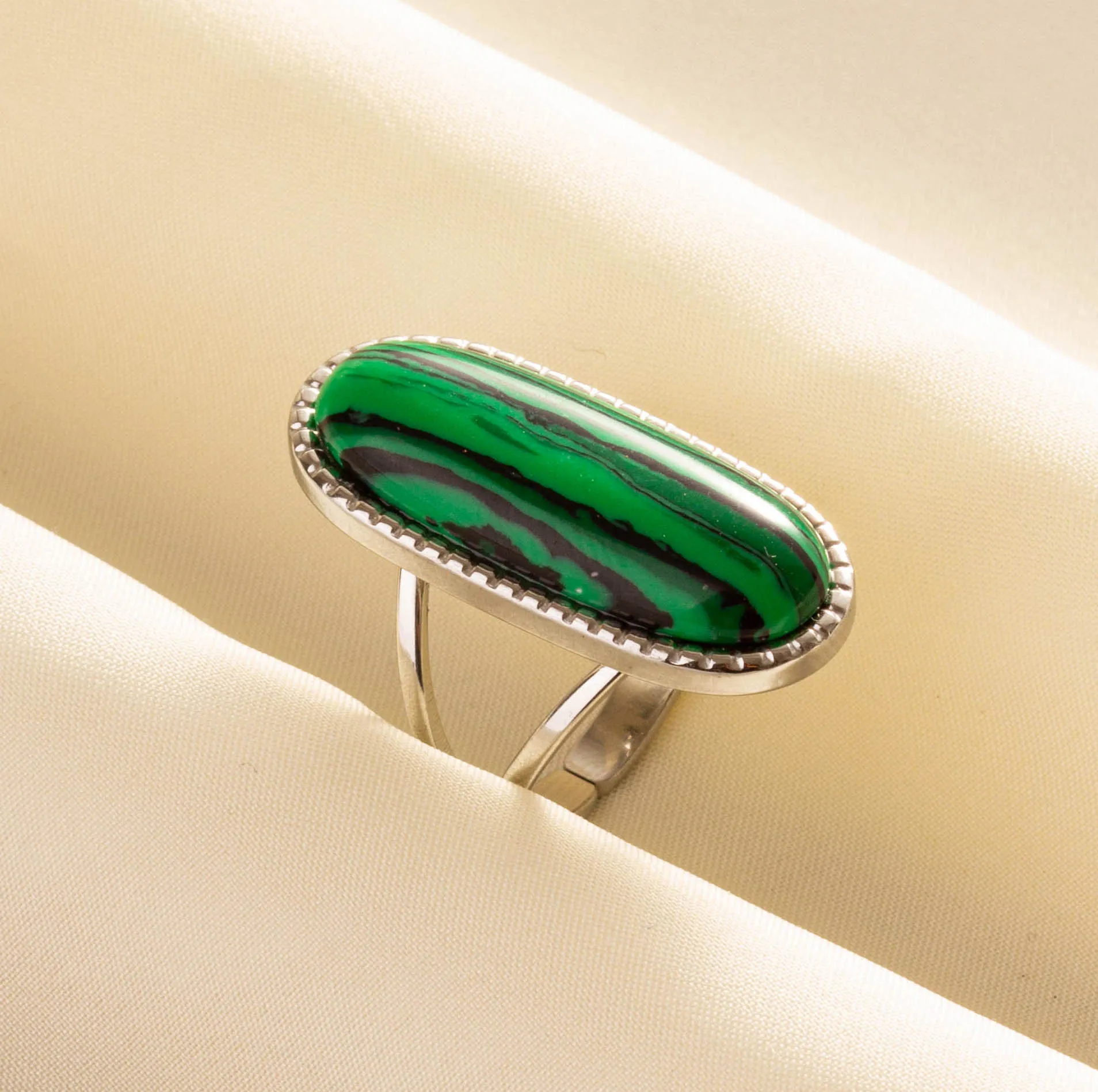 Retro Green Silver Color Opening Adjustable Ring Classic Pentagram Petal Sun National Ellipse Stainless Steel Rings Couple Gifts