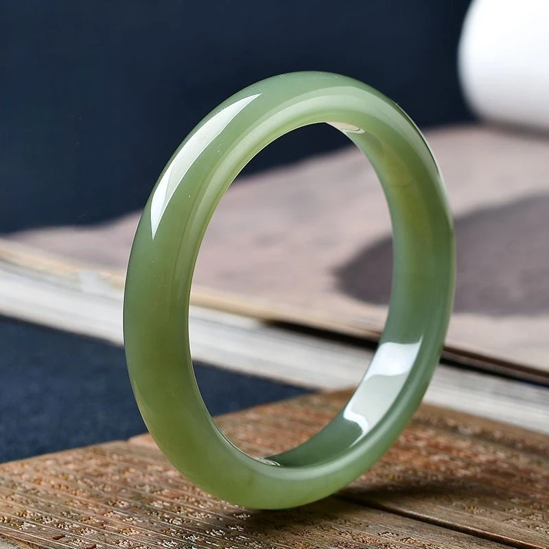 

Sunny Water Color Natural and Lake Green Jade Bracelet, Fashionable Style