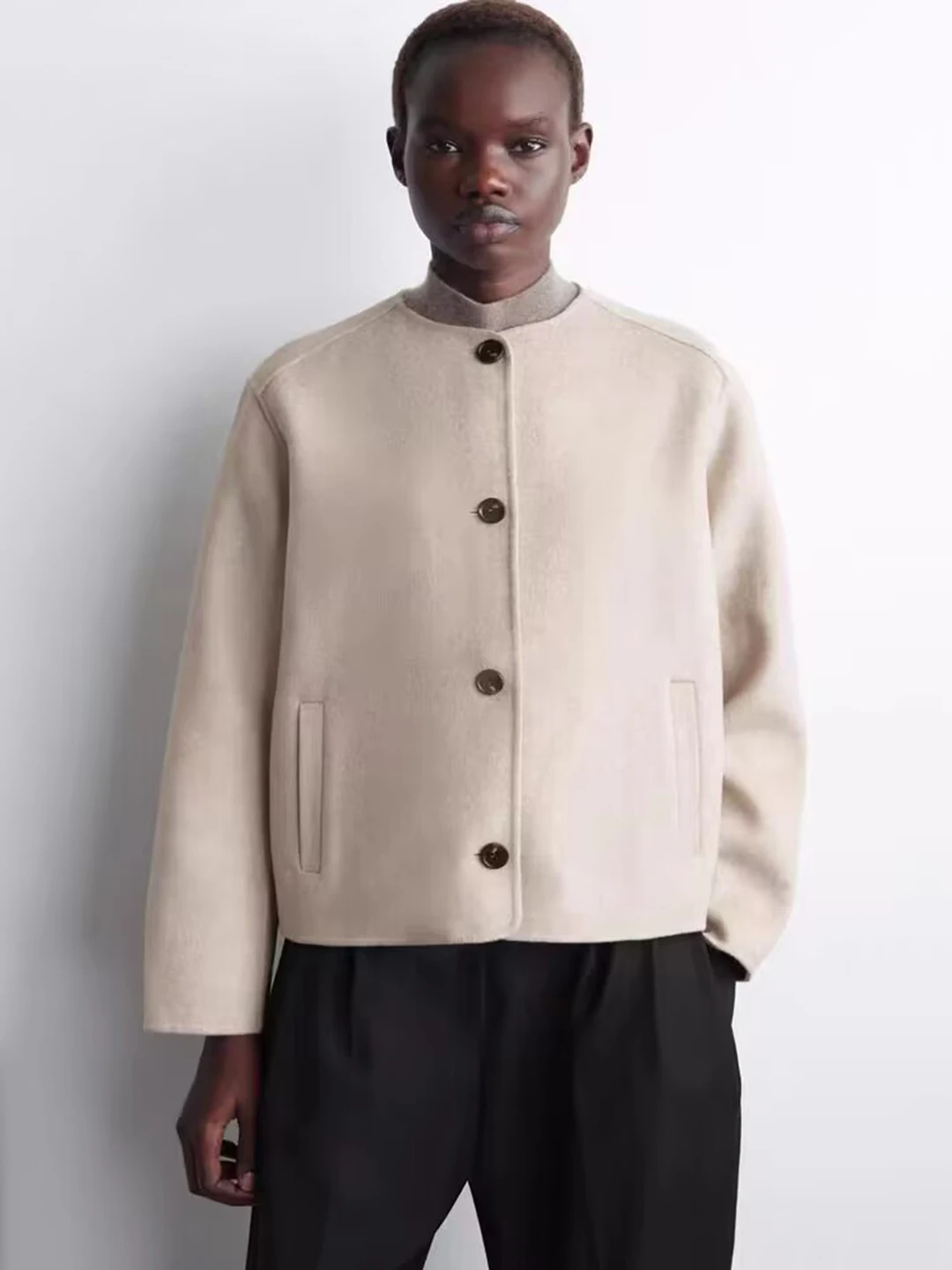 

Женская зимняя повседневная двусторонняя шерстяная куртка-бомбер с круглым вырезом, короткое пальто