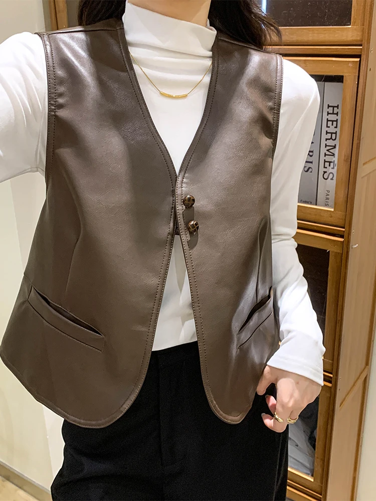 เสื้อกั๊กหนัง PU สไตล์วินเทจสำหรับผู้หญิง พร้อมแผ่นเสริมไหล่  แฟชั่นฤดูใบไม้ร่วงและฤดูหนาว เหมาะสำหรับใส่ทำงาน สี