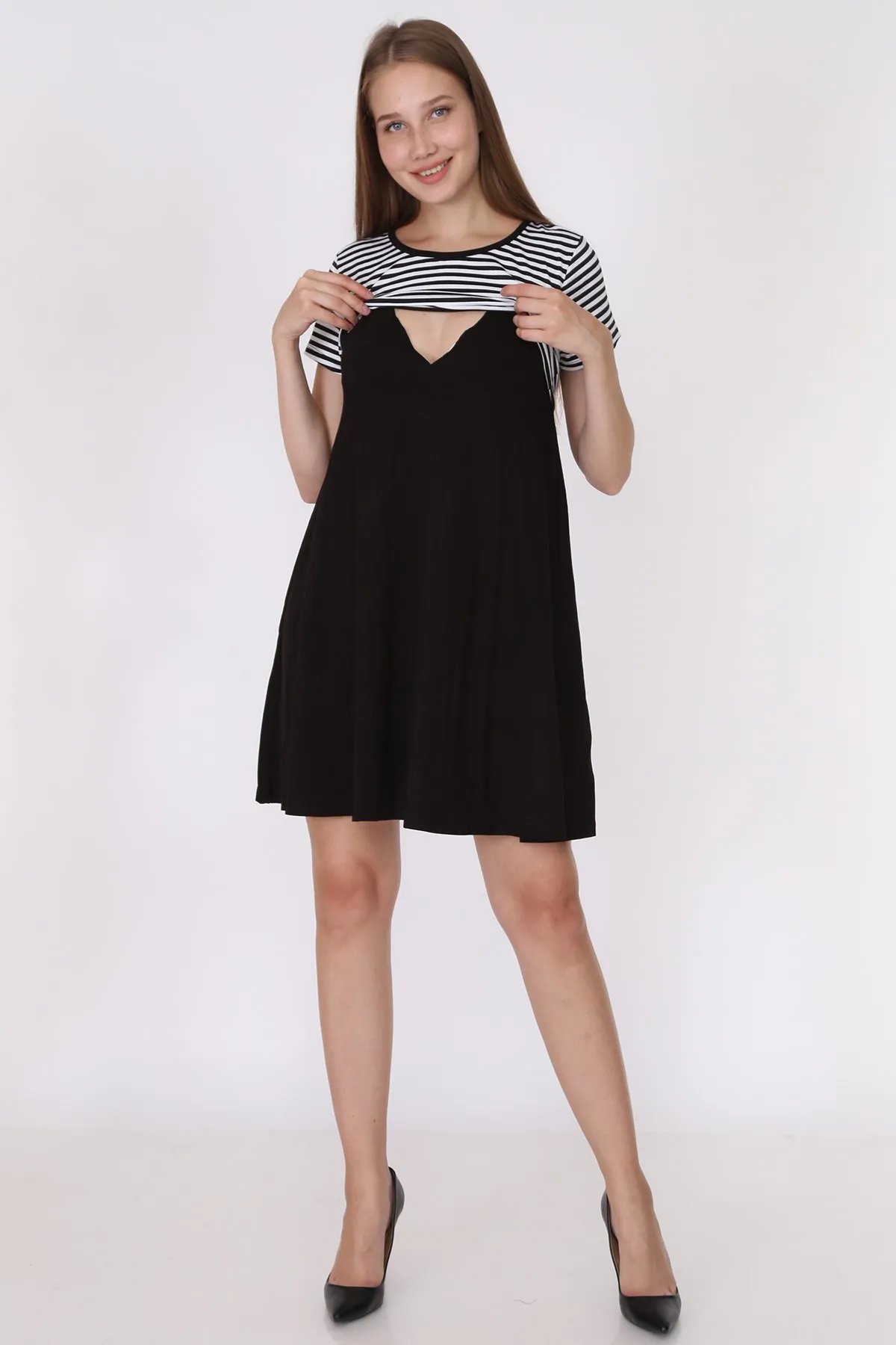 

Luvmabelly 5850-Top Black Striped Six Black Half Sleeve Breastfeeding Dress