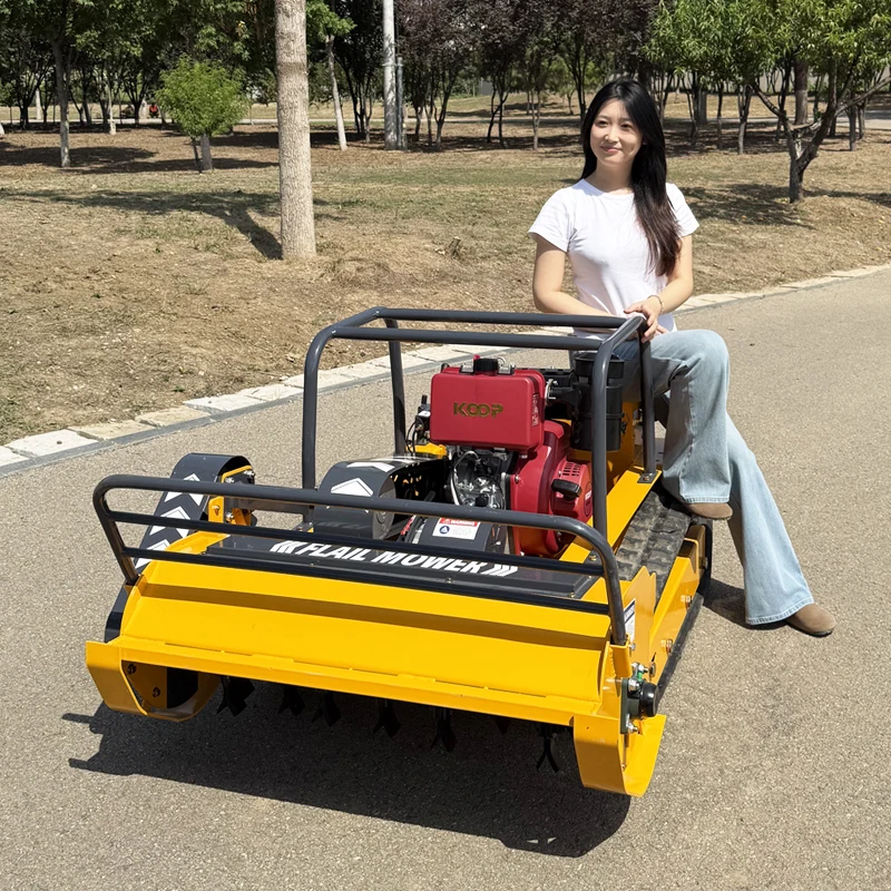 맞춤형 판매 48V 중장비 원격 제어 플레일 모어 트랙형 멀처 브러시 커터 임업용 멀처 (경사지 및 도시용)