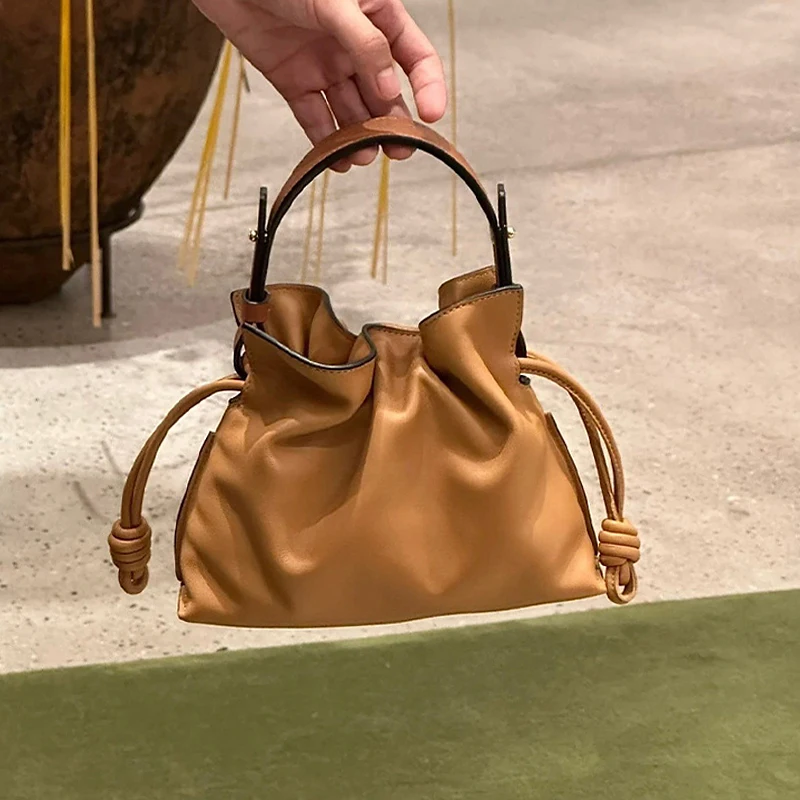 

YETTIES New Lucky Bag Mini Small Leather Handbag High Grade Crossbody Bag Simple dermis Dumpling Bag Luxury String Bucket Bag