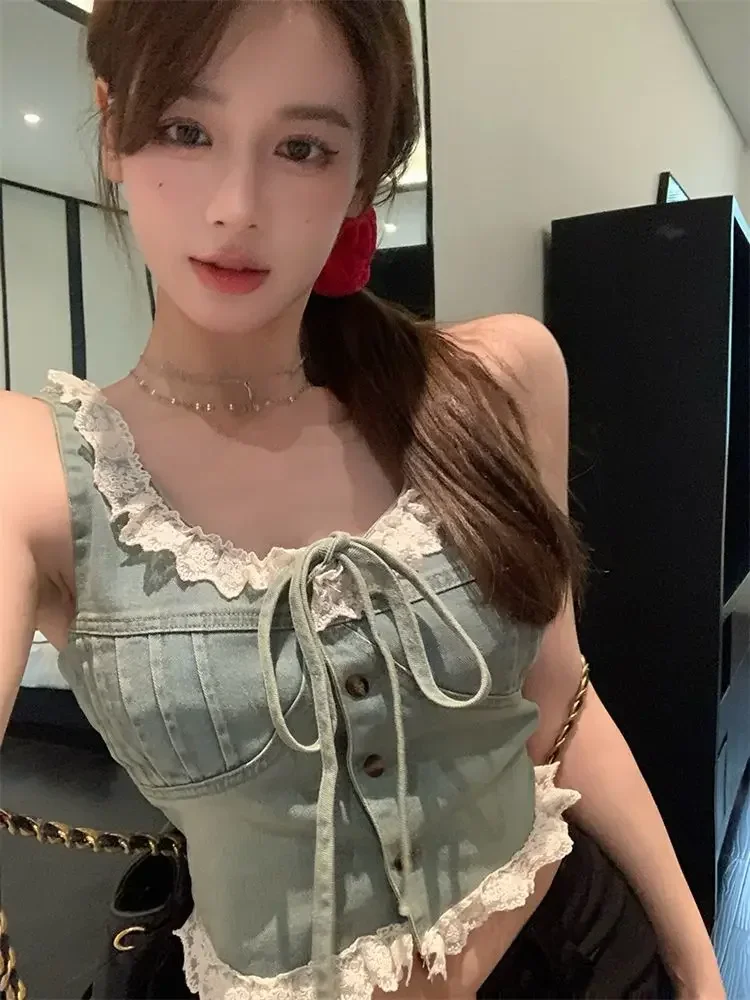 

Spicy Girl Style Patchwork Lace Denim Camisole Vest for Women's 2024 Summer New Sexy Waist Slimming Top Female Clothing