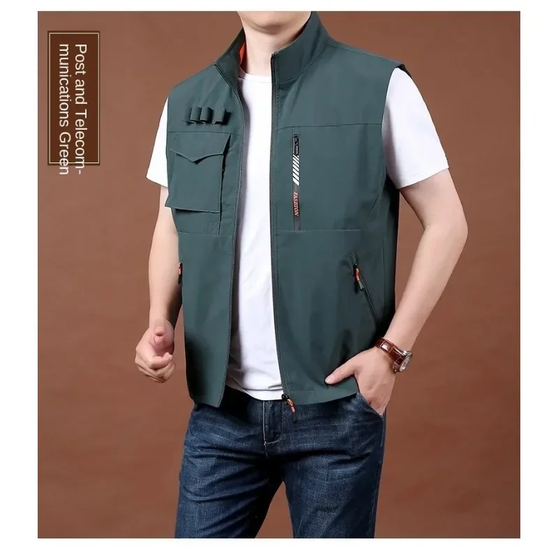 Men's Suit Vest Fishing Vests Professional Camping Hunting Knit Leather Embroidered Sleeveless Jacket Fashion Man Sports Work