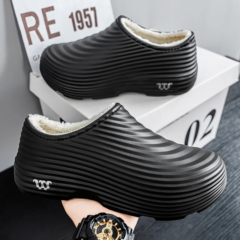 

Winter new men's velvet shoes waterproof and non-slip rain boots outdoor fishing casual shoes comfortable cotton slippers