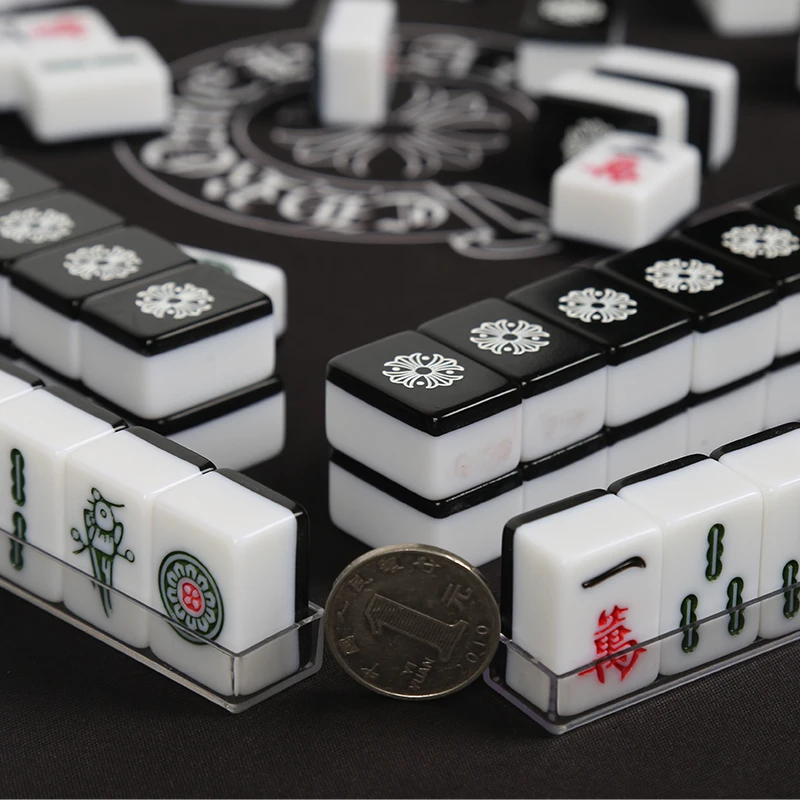 Mini 26mm Mahjong 144pcs melamine Hand-playing Home entertainment portable storage Outdoor Camping Travel funny nice Gift MJ76