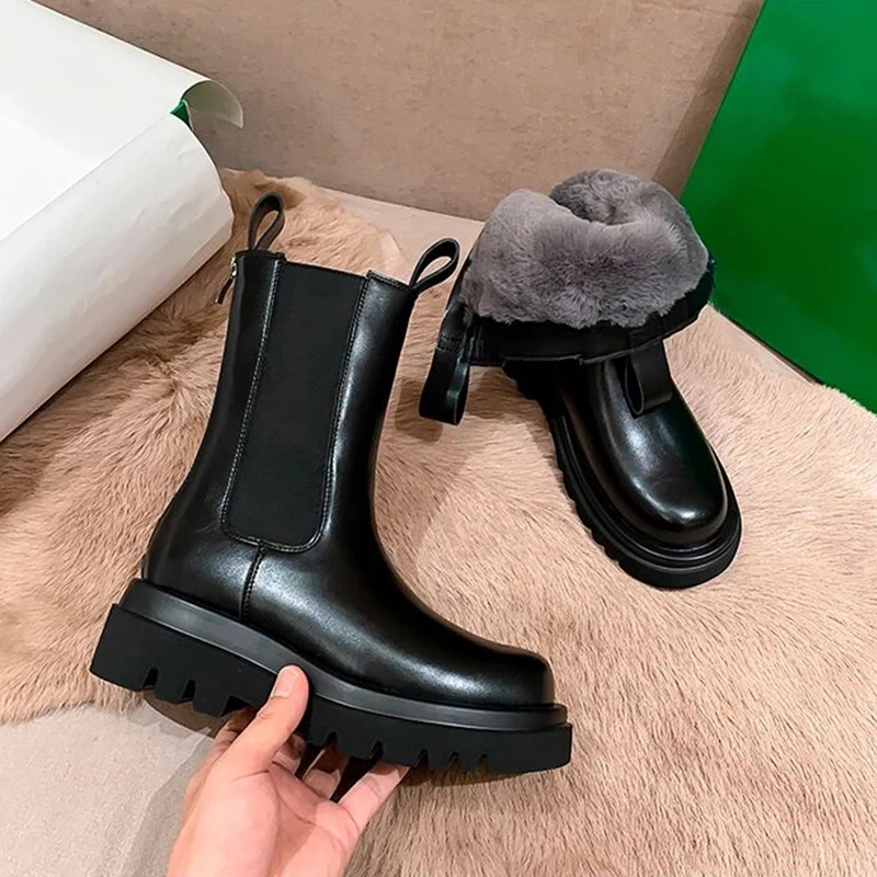 Winter Boots Women Leather Fashion 2023 New Chelsea Boots Female Thick Plush Ankle Boots Woman Black Warm Fur Snow Boots Shoes