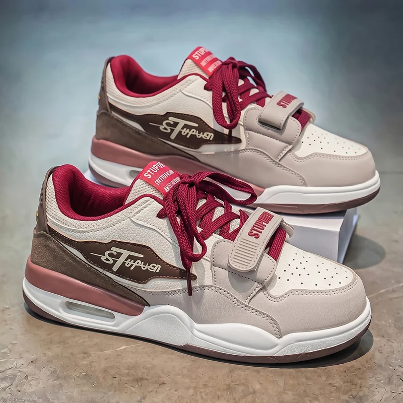 2026 Spring Autumn Couple Skateboard Shoes Retro Sports Casual Board Shoes Fashion Matching Sneakers for Men Women