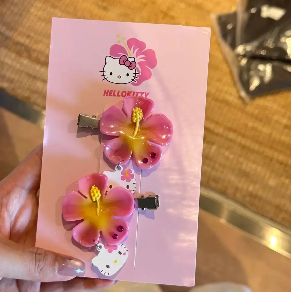 かわいいサンリオハローキティフラワーヘアクリップセットピンク