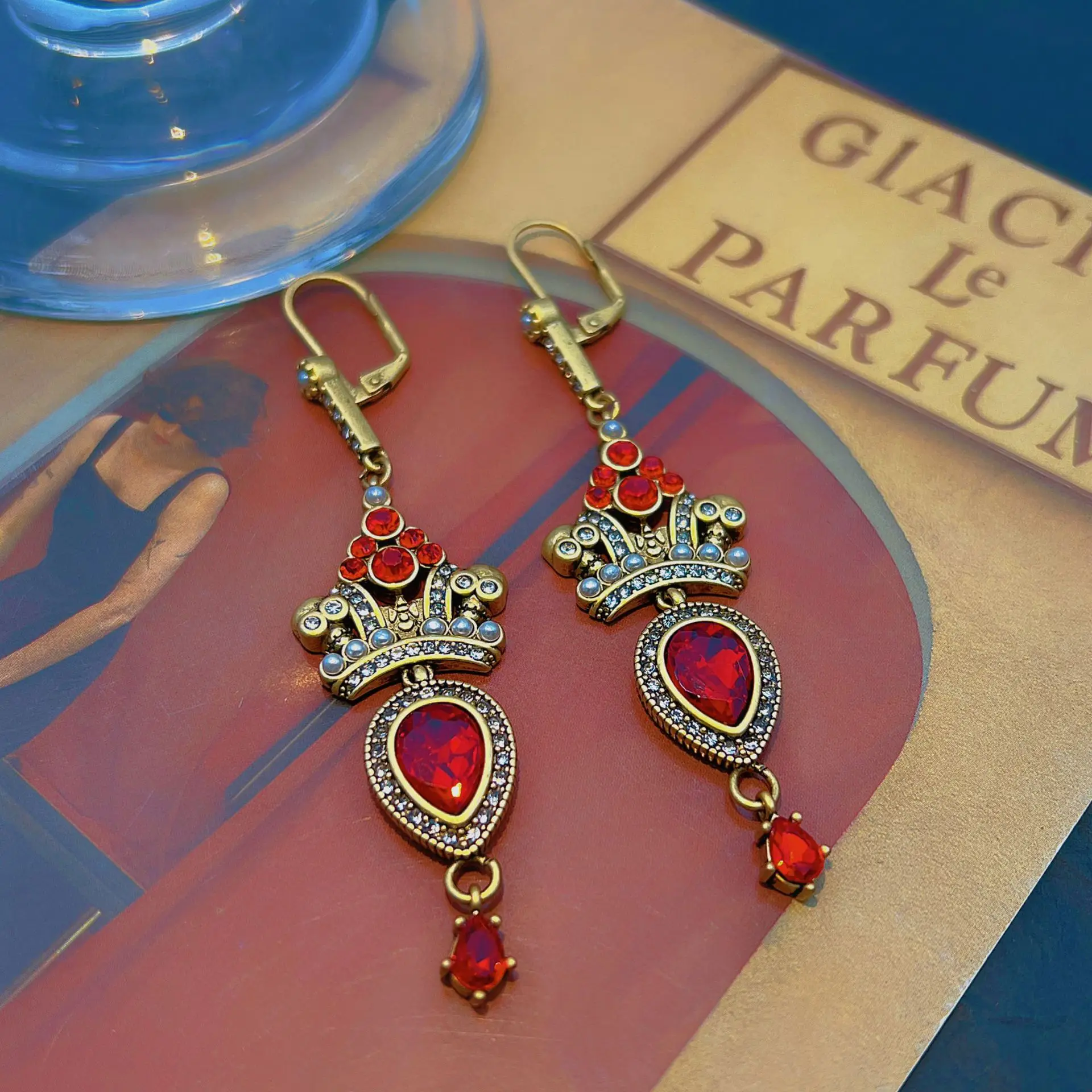 

Vintage Skull Earrings Jewelry Bronze Ghost Hand Exaggerated Earrings Set Ring Necklace