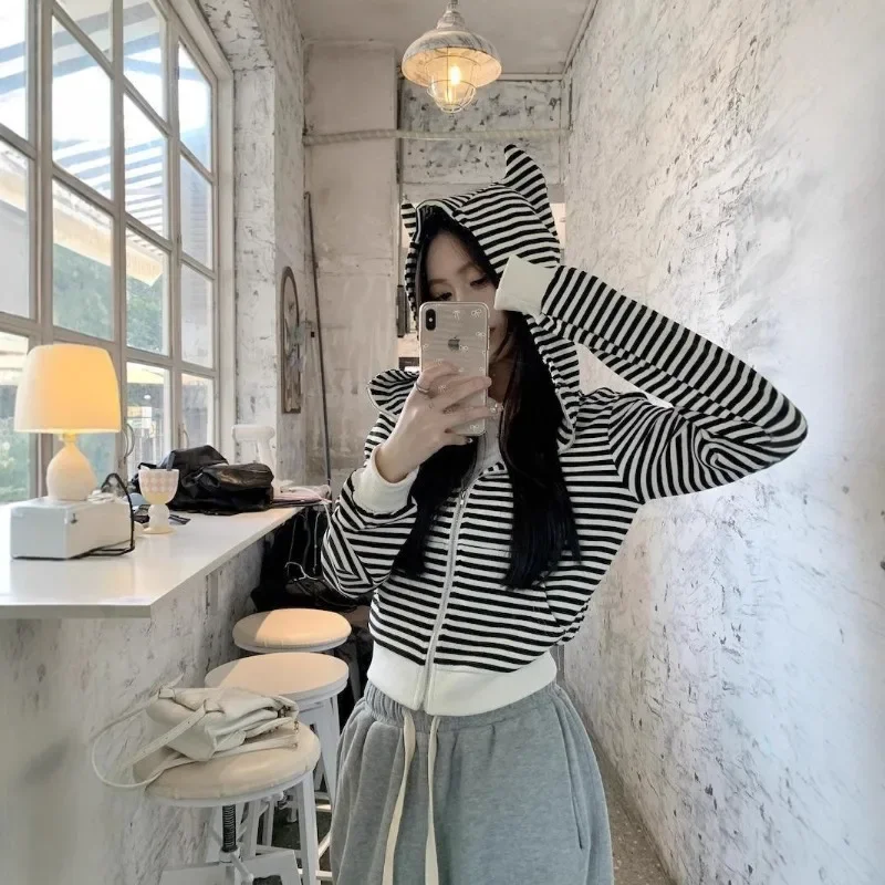 

Sensible Design Niche Striped Devilish Korean Style Lapels Hooded Zippers Sweatshirt Early Autumn Casual Cropped Jacket Top