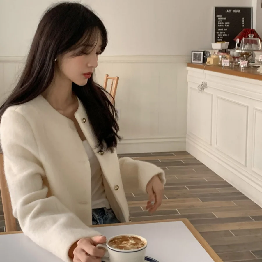 한국 세련된 솔리드 울 숏 코트 여성 프렌치 우아한 싱글 브레스트 슬림 재킷 패션 심플 디자인 캐주얼 의류 스트리트웨어