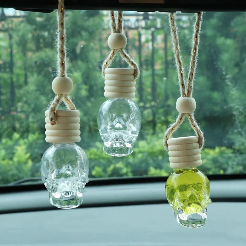 Car Air Freshener Diffuser Perfume Aromatherapy Essential Oil Bottle Car Pendant Perfume Skull Empty Bottle Aromatherapy Bottle