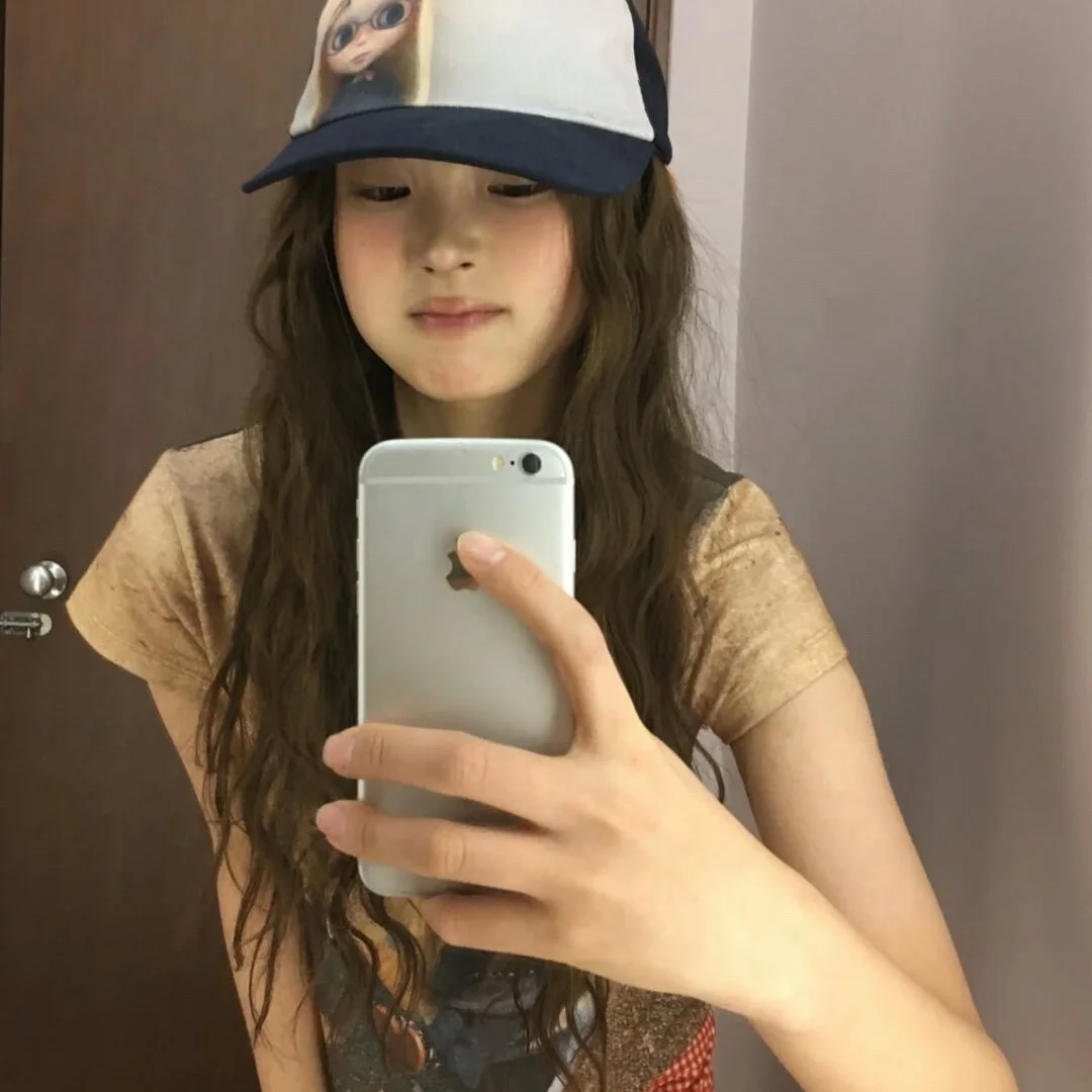 2026年初春コラボレーション版ビッグアイズドール野球帽通気性メッシュユニセックスコットンキャップユニバーサルフィット