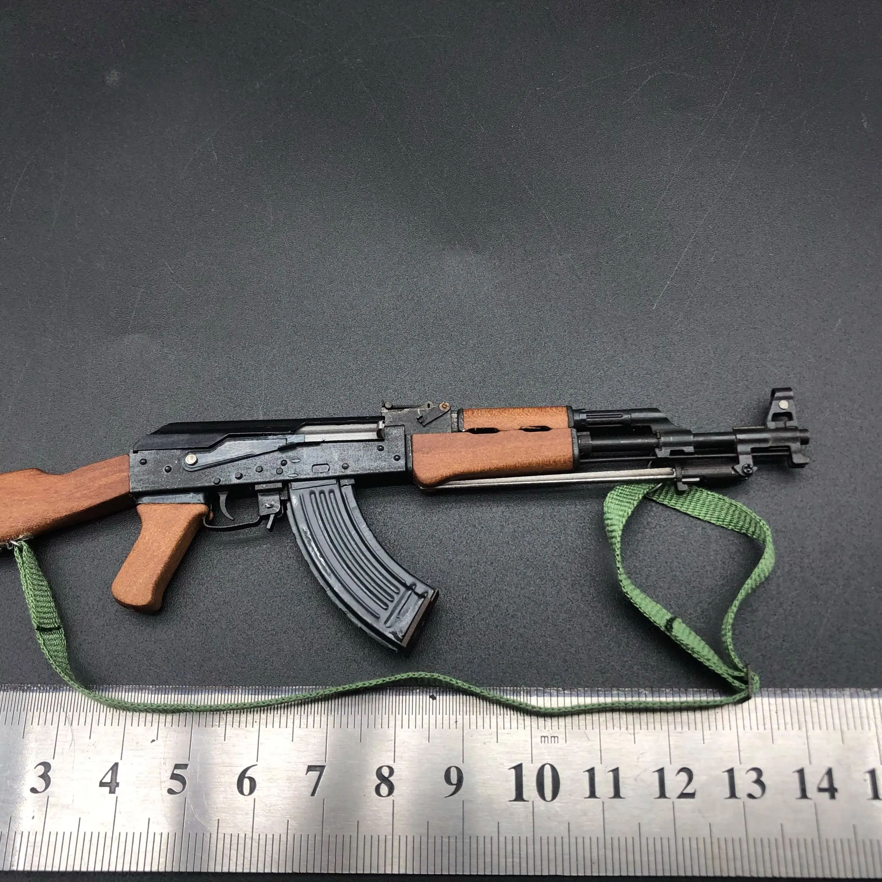 1/6 Scale Chinese Type 56 SMG Miniature Model Fully Disassembled Wood and Metal Handmade Collectible Ornament