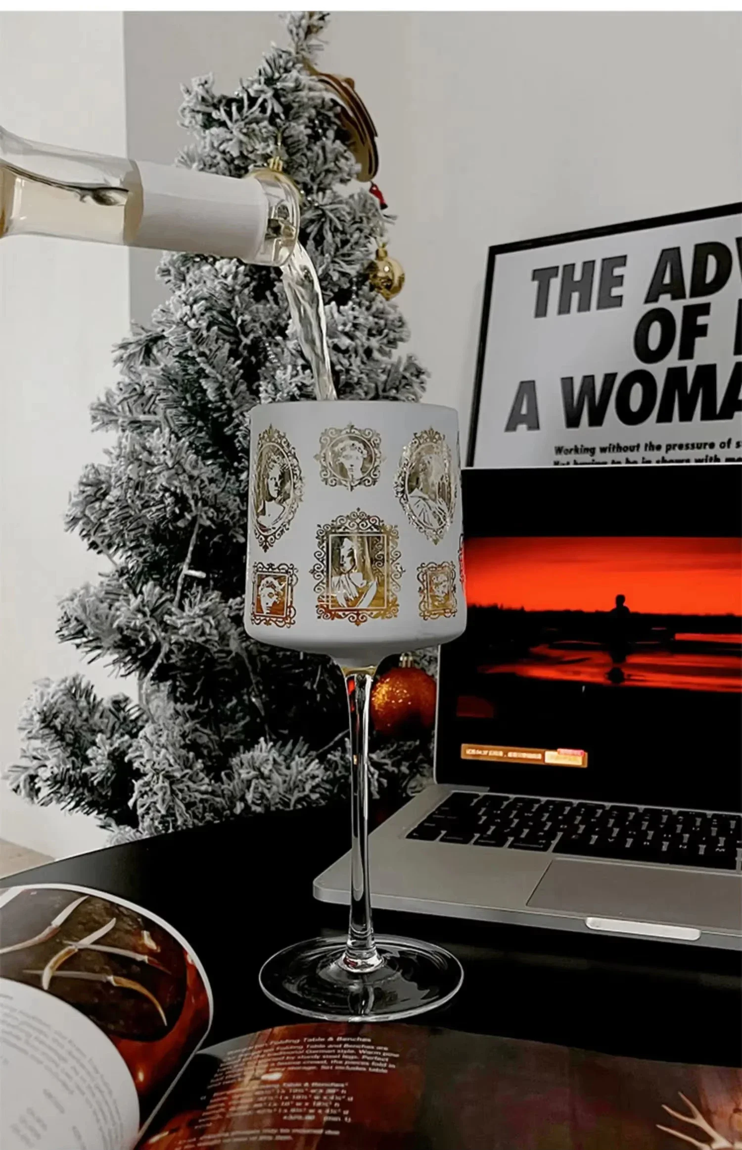 Romantic Red Wine Glass Cup Grape Wine Glass Delicate High-priced Champagne Goblet Coated Holiday Gift