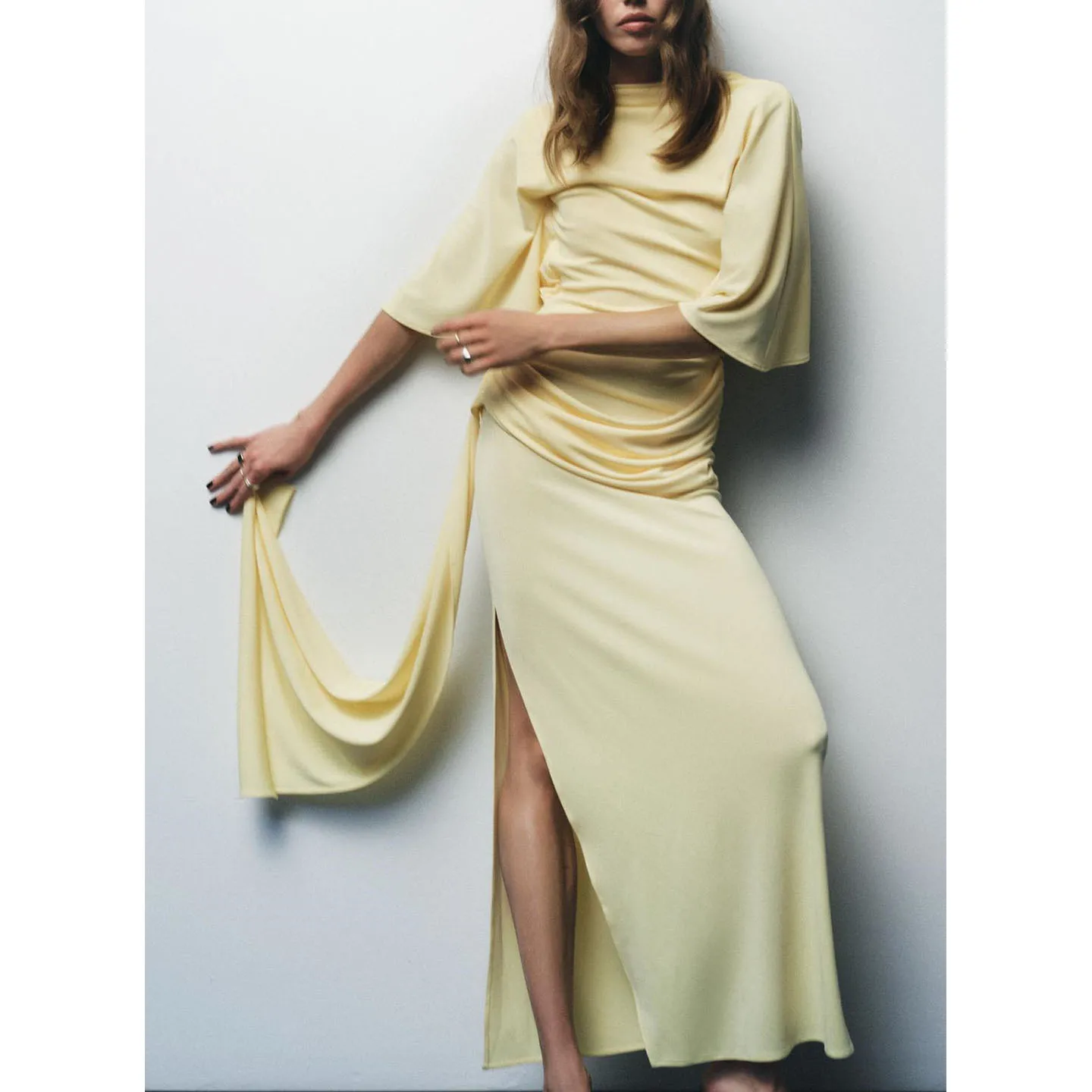 Outono 2025 Nova chegada tapete gola alta ort Sve Bal decoração em camadas longo Dr Casual Sle fibra de poliéster...