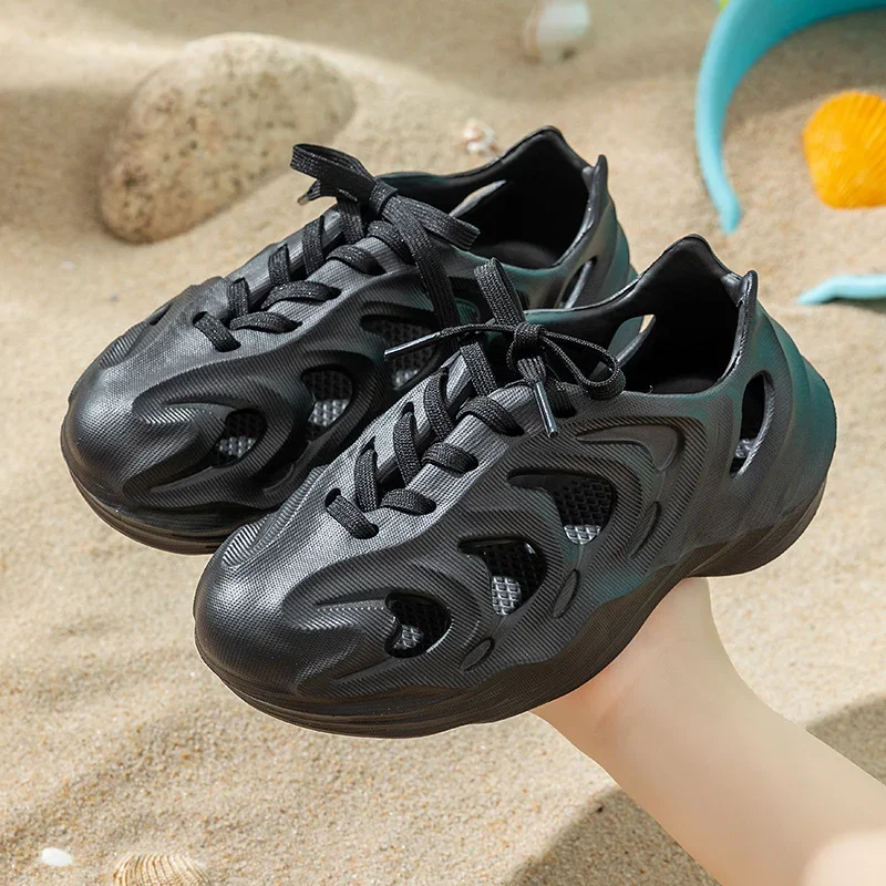 2024New Parent-child beach shoes casual sandals outdoor sports shoes fashion indoor slippers breathable Comfort cave sandals