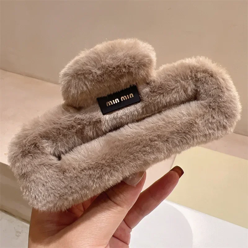 2024 autumn and winter new plush large 14cm square grab clip solid color gentle fashion Korean version crab clip jewelry gift