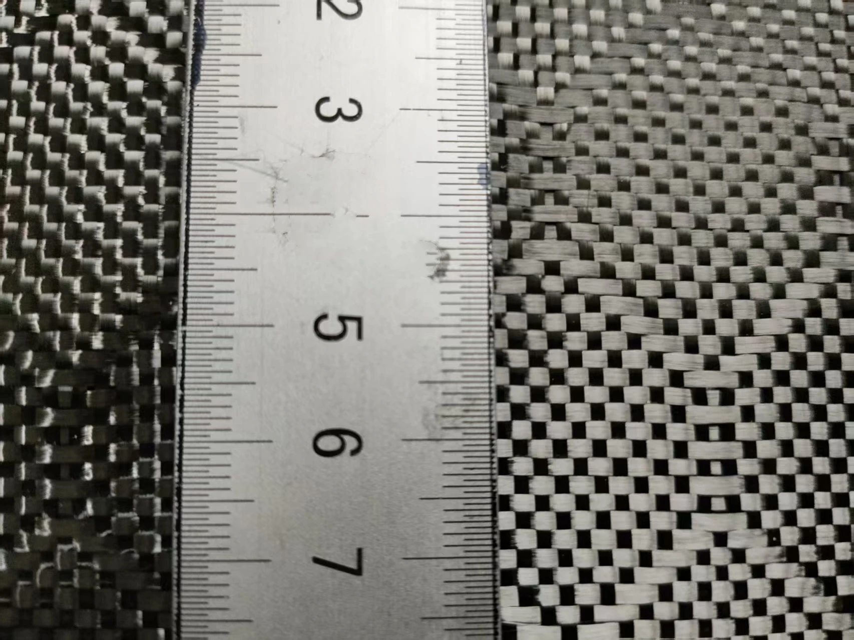 3K 240gsm Echtkohlefaser-Gewebe mit großem hexagonalem Wabenmuster, Fußballmuster, 40' / 100cm Breite, 100cm/40' Länge – Detail 1