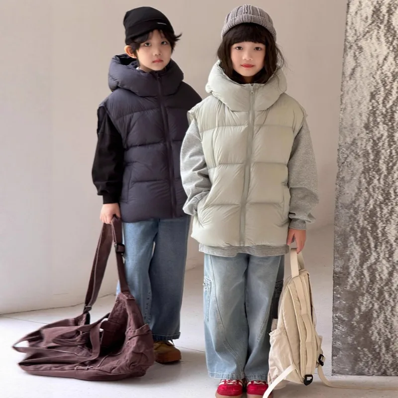 

2025 Детский пышный жилет в корейском стиле - зимний пуховый жилет с капюшоном из 90% пуха, теплая куртка унисекс для молодежи для мальчиков и девочек оптом