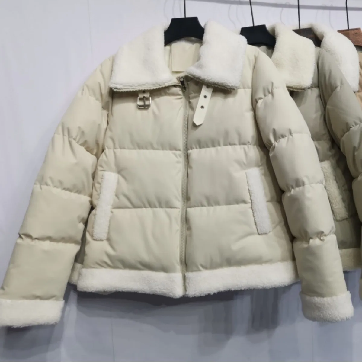 Cotton-padded Jacket Women's Winter 2025 Korean Stand-up Collar Fashion College Wind Cotton-padded Jacket