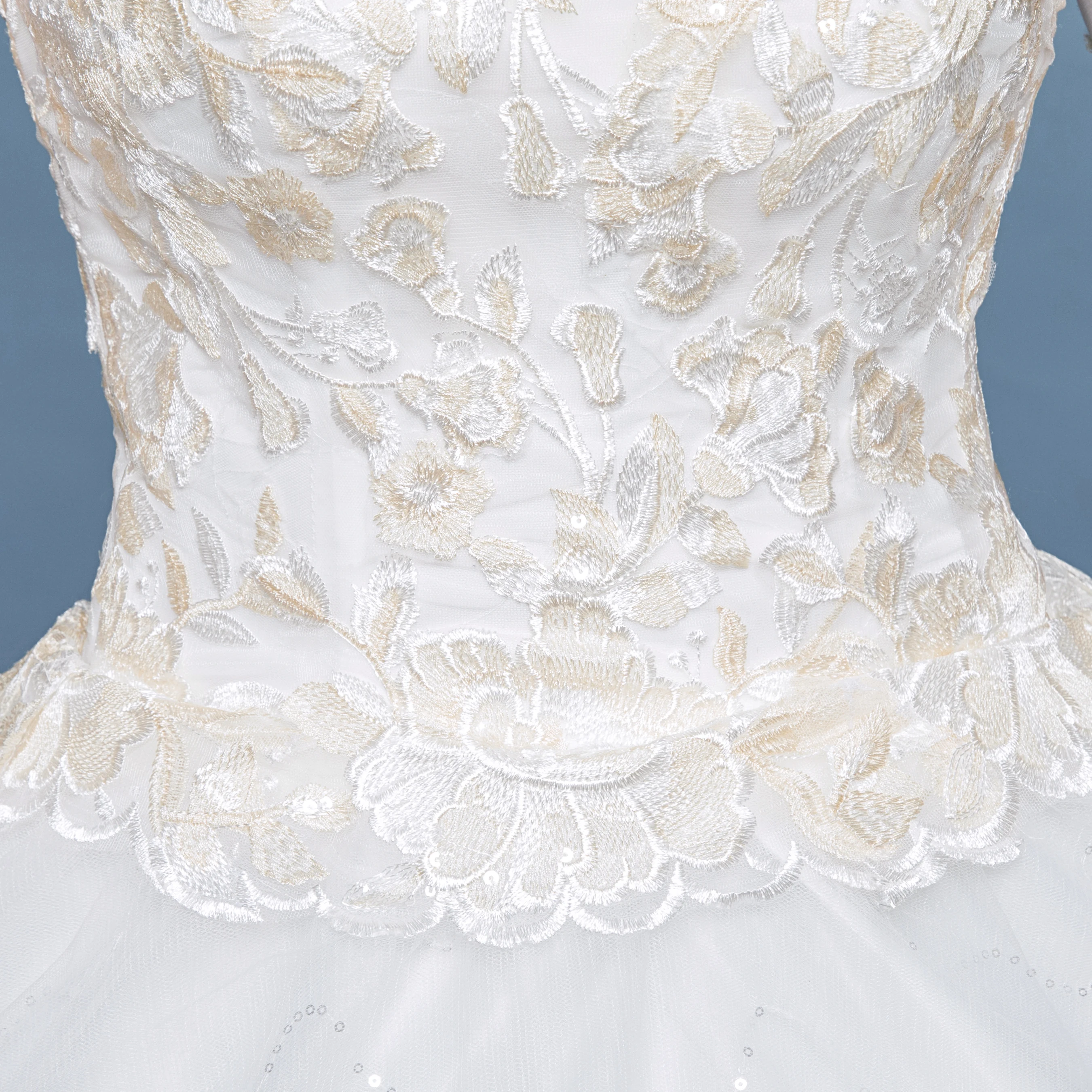 ZJ4440 Women Marriage Luxury Bridal Gowns Customer Made Princess Ball Gown Wedding Dress Beaded Lace Appliques Tulle