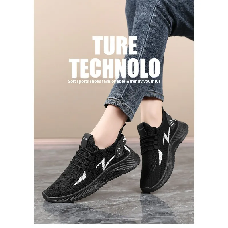 Women's Summer New Breathable Non Stuffy Versatile Mesh Shoes with Soft Soles Comfortable Women's Casual Sports Shoes