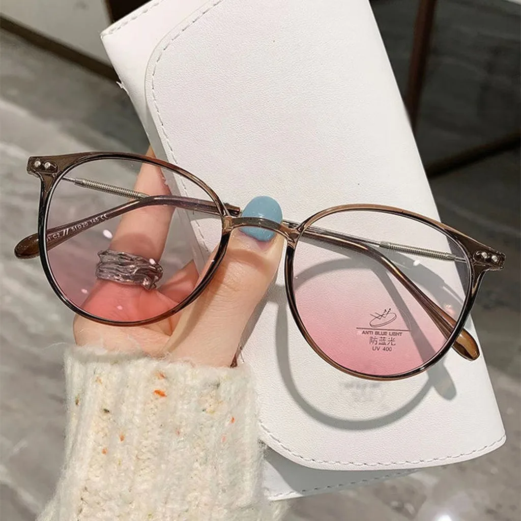 Ultra Light and Fashionable Women's Glasses Built in Makeup Effect Suitable for Daily Life and Various Lifestyles