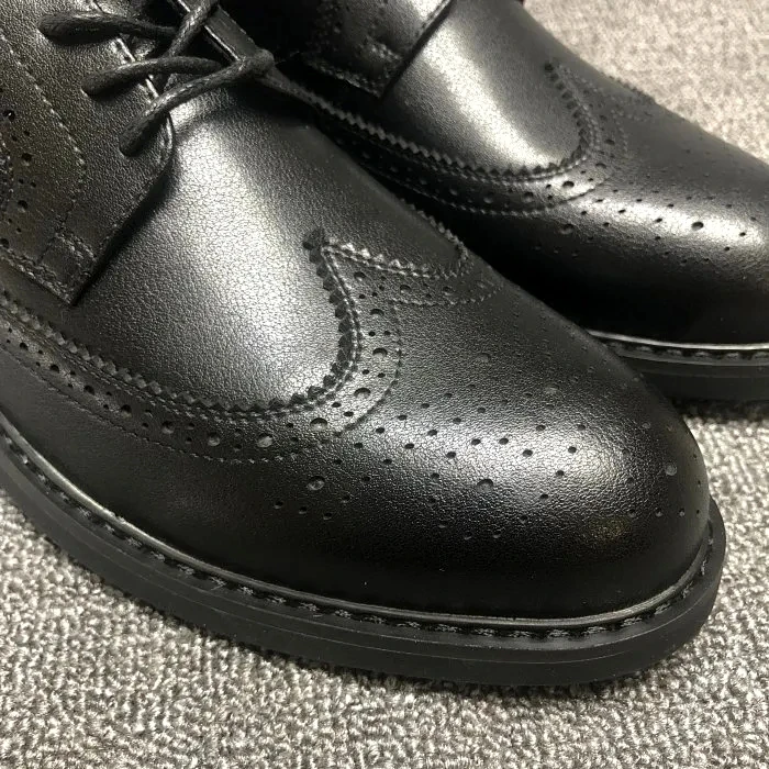 Classic British Gentleman Leather Shoes Carved Floral Brogue Casual Back Tag Shoe Fast Delivery Quality Top Layer Cowhide