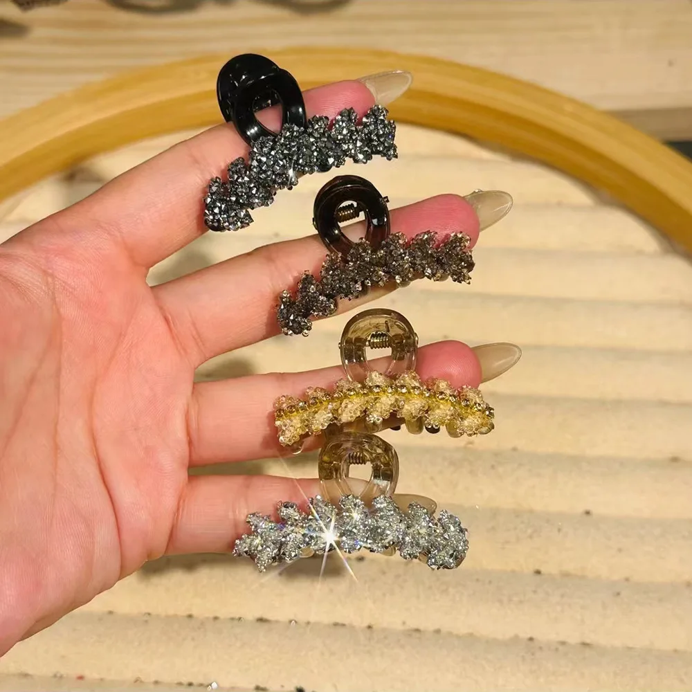 Rhinestones Leaf Shaped Hair Claw Small Size Crystal Wheat Shark Jaw Clamp For Strong Hold Bun Girls Women Daily Use Headwear
