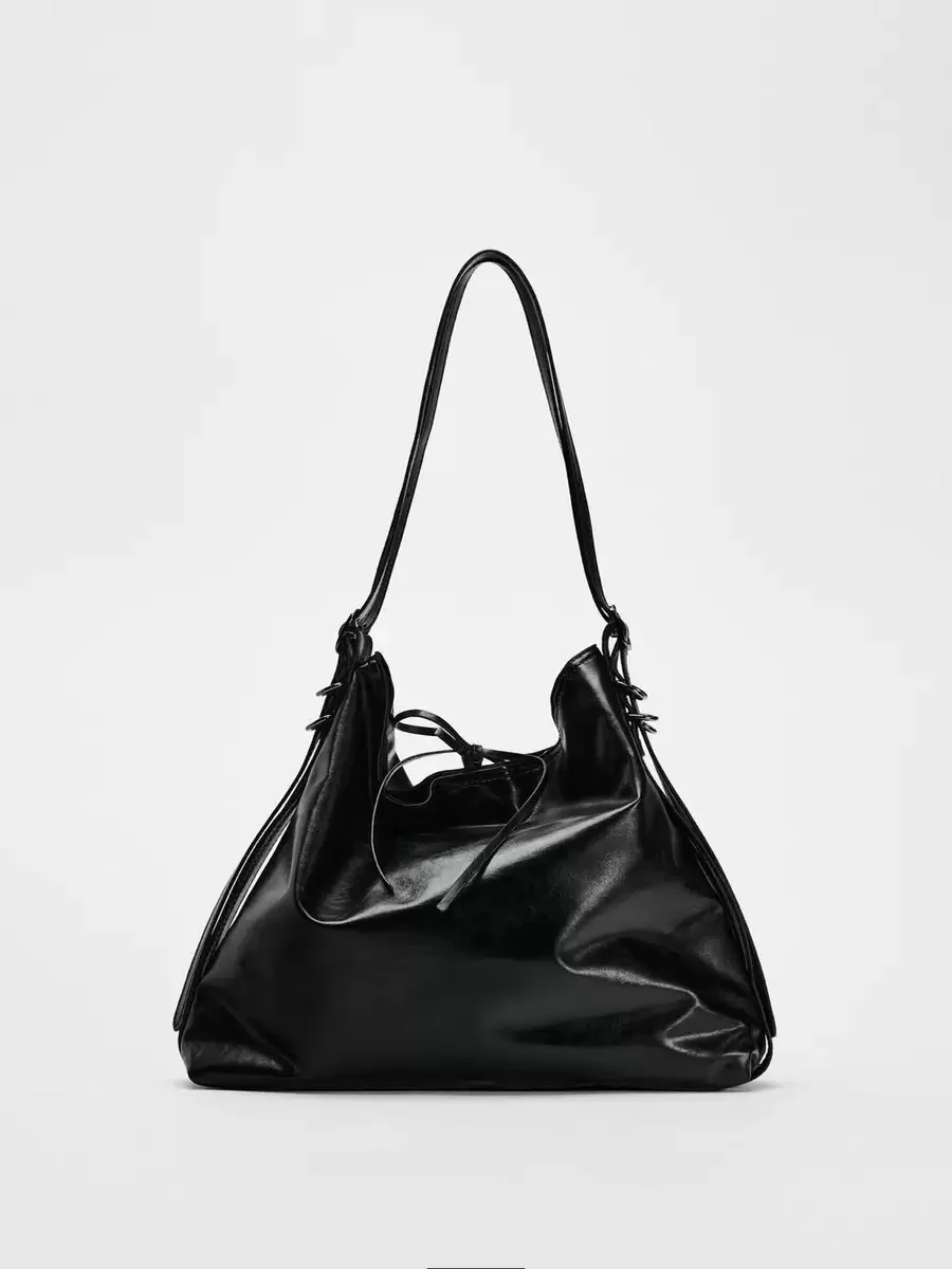 

Winter 2024 Bla Bule Detail Decorative Large Capaci Buet Bag Commuter Single oulder Handbag Modern Neutral Sle