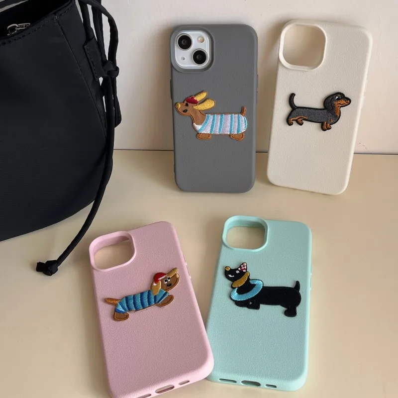 Divertente ricamo bassotto Pet dog art custodia per telefono per iPhone 15 14 13 12 Pro Max custodia Cute Cartoon luxury Cover morbida antiurto