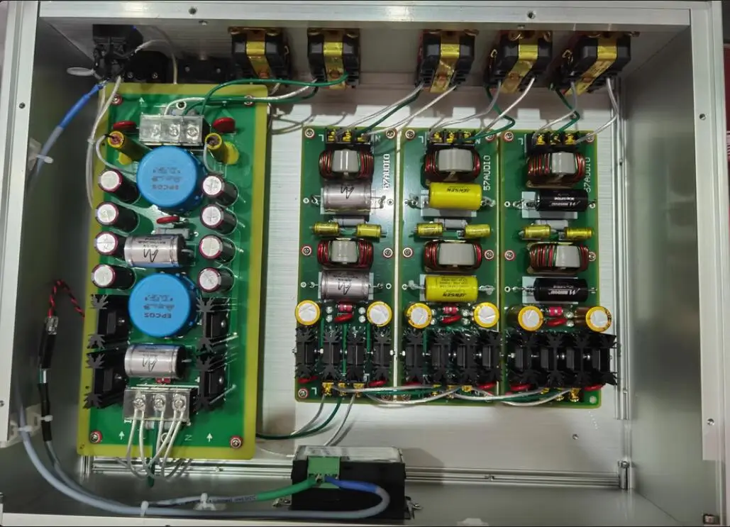 2025 HIFI Audio Power Filter High-Power Filter Lightning Protection and Anti-interference US EU Audio purification power filter