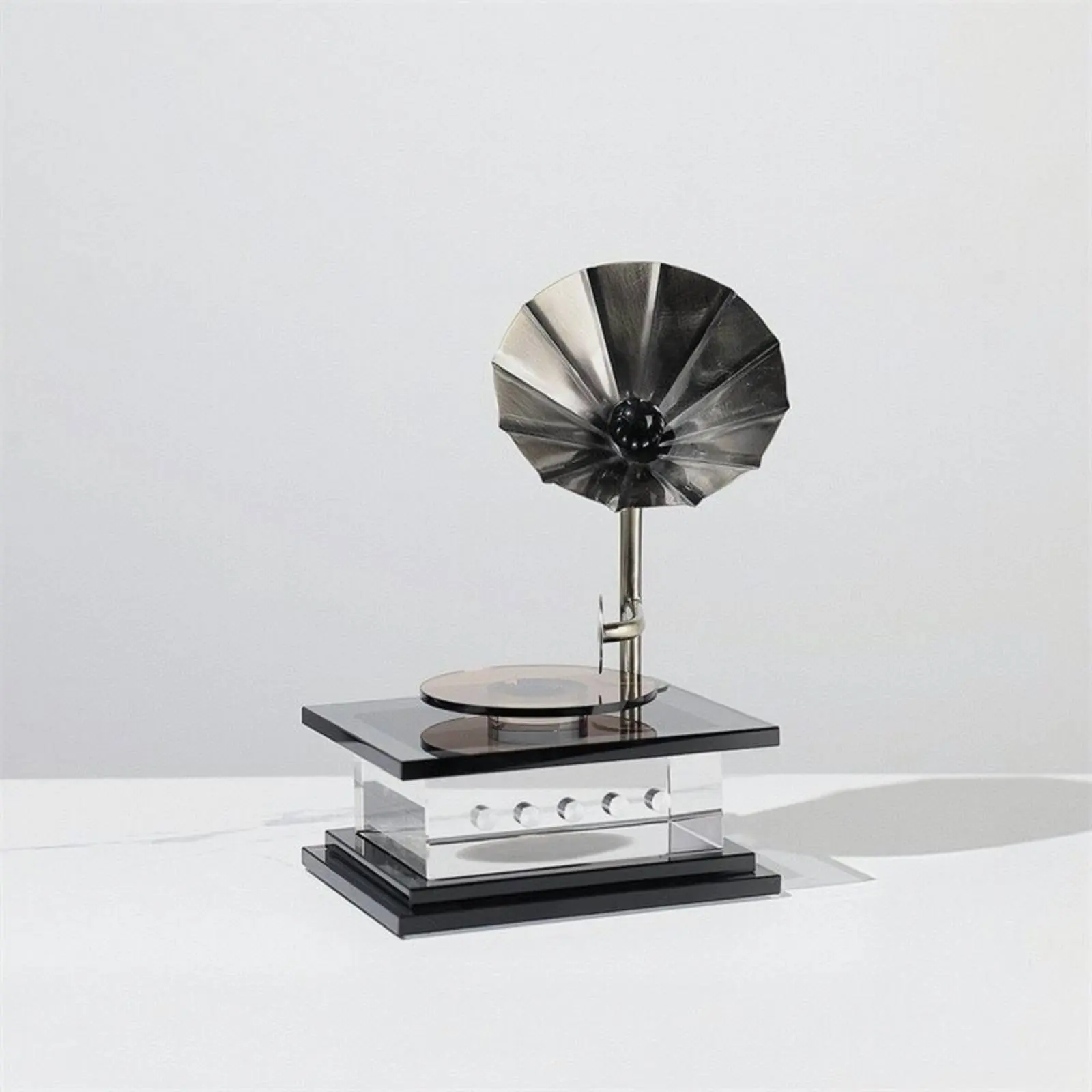 

Gramophone Ornament Crystal Glass Phonograph Figurine Black Speaker Decor Modern Simple Design for Entrance Table, Display Shelf