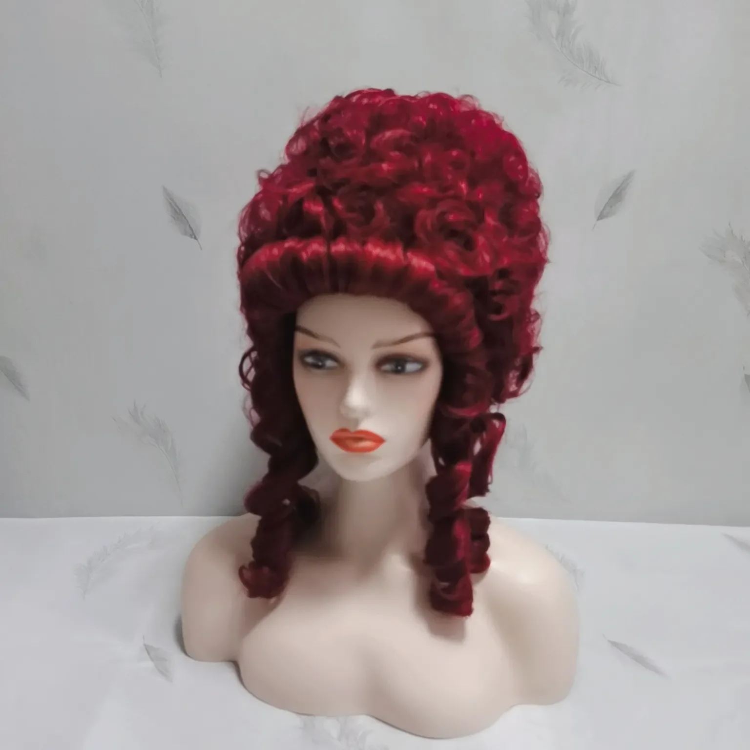 Cosplay wig Halloween wig Costume model wig Deep red