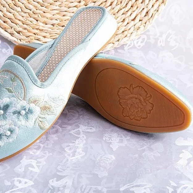 Summer Women Ethnic Style Chinese Classical Traditional Design Sense Fashion Embroidered Comfortable Slippers