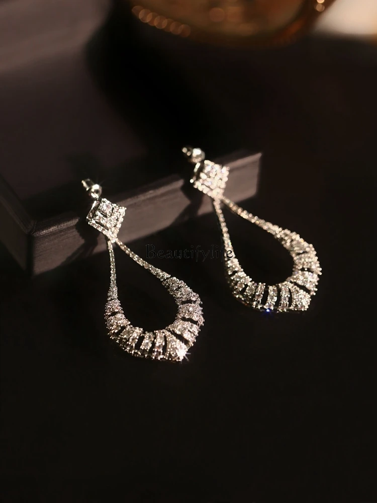 

Heavy Industry Circle Earrings Zircon 925 Sterling Silver High-End Elegant Shiny Earrings Long