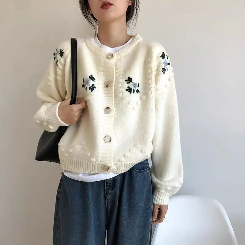 Sweater Cardigan Embroidered Flowers Single-Breasted Design Korean Style Women\'S Sweet Short Sweater Gentle Knitted Cardigan