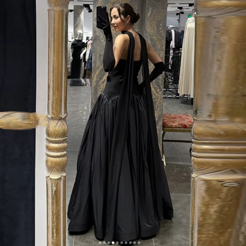 فساتين سهرة مخصصة بدون حمالات أشرطة على شكل حرف A فستان حفلات براقة مطوي فيستدوس دي فييستا أنيقة #2